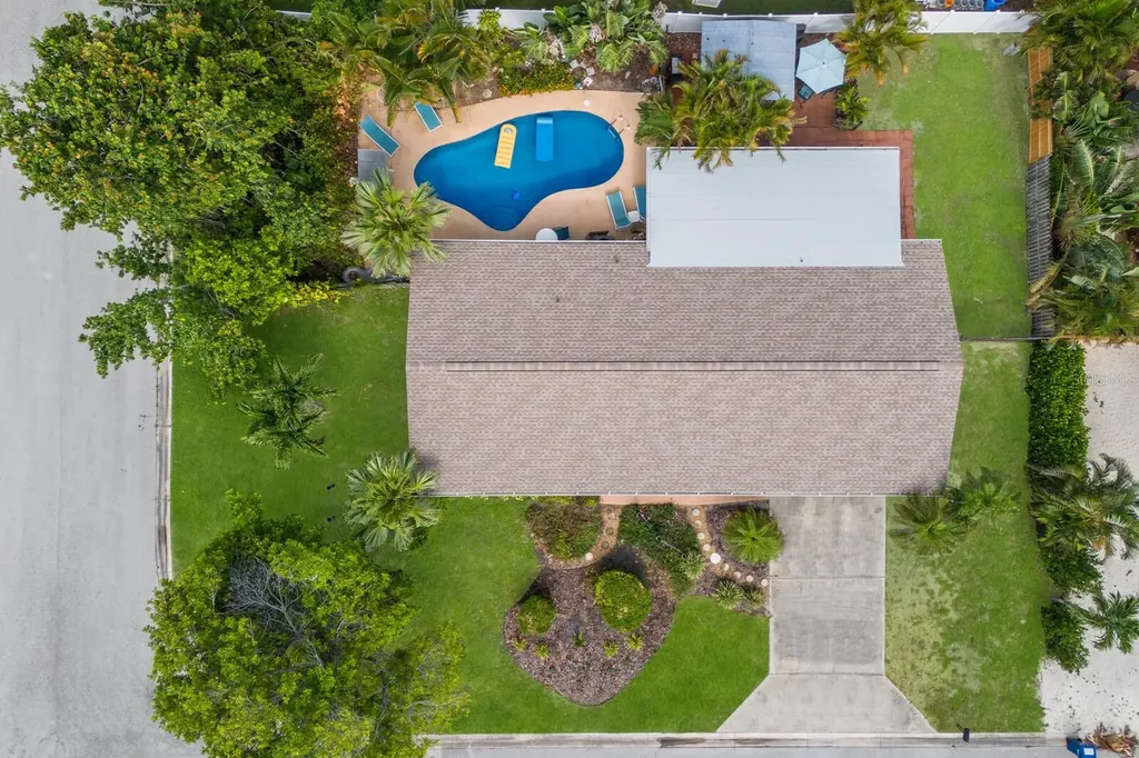1004 68th Street NW Bradenton FL 34209