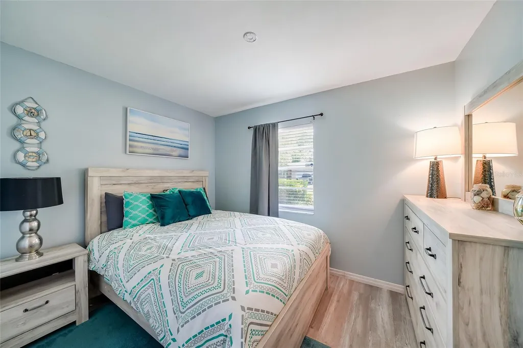 1004 68th Street NW Bradenton FL 34209