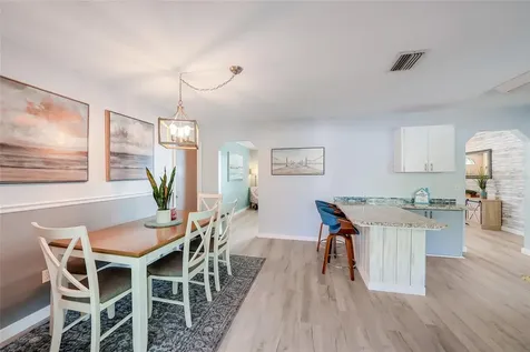 1004 68th Street NW Bradenton FL 34209