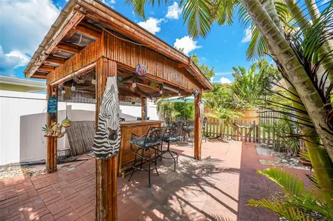 1004 68th Street NW Bradenton FL 34209