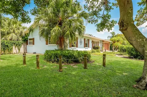1004 68th Street NW Bradenton FL 34209