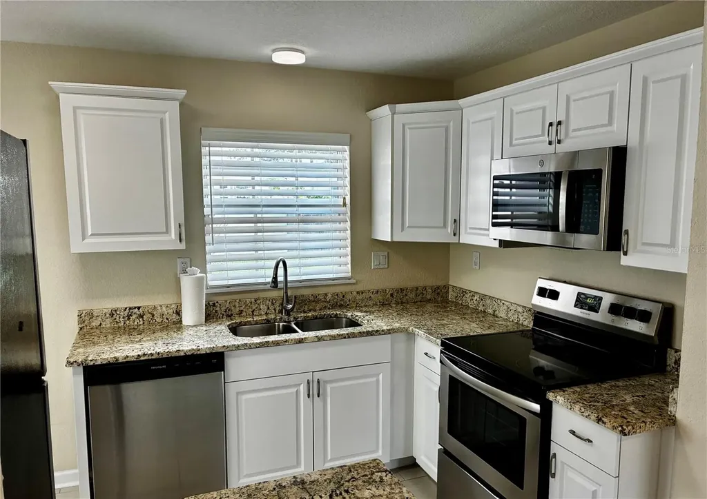 810 52nd Avenue N St Petersburg FL 33703