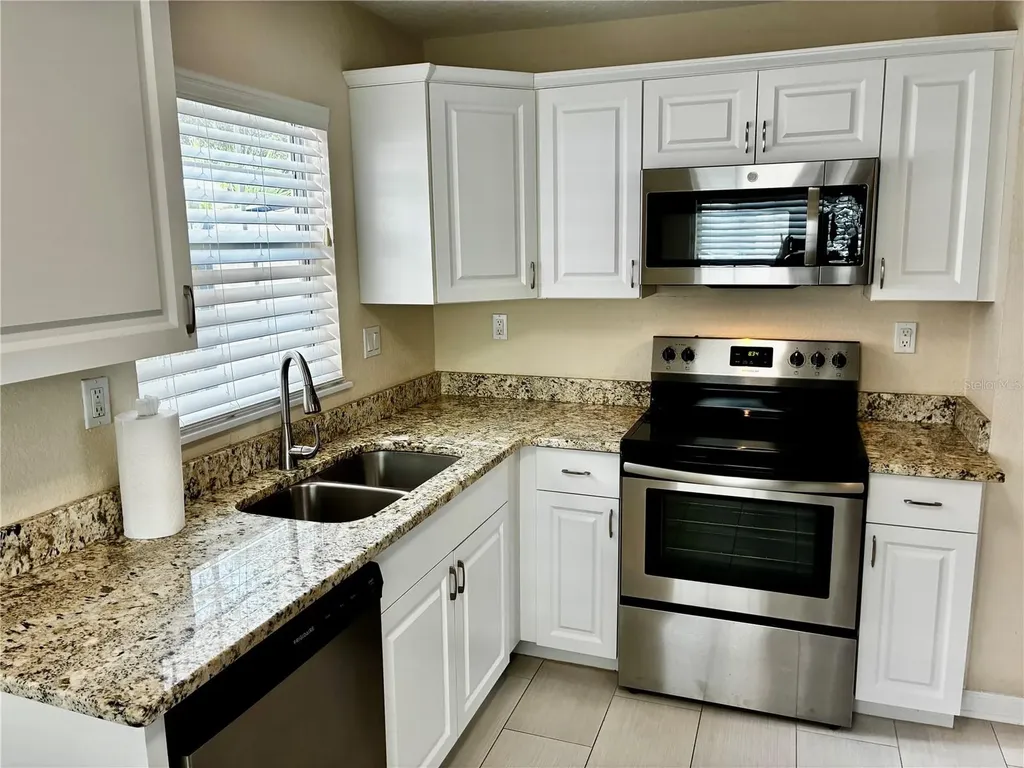 810 52nd Avenue N St Petersburg FL 33703