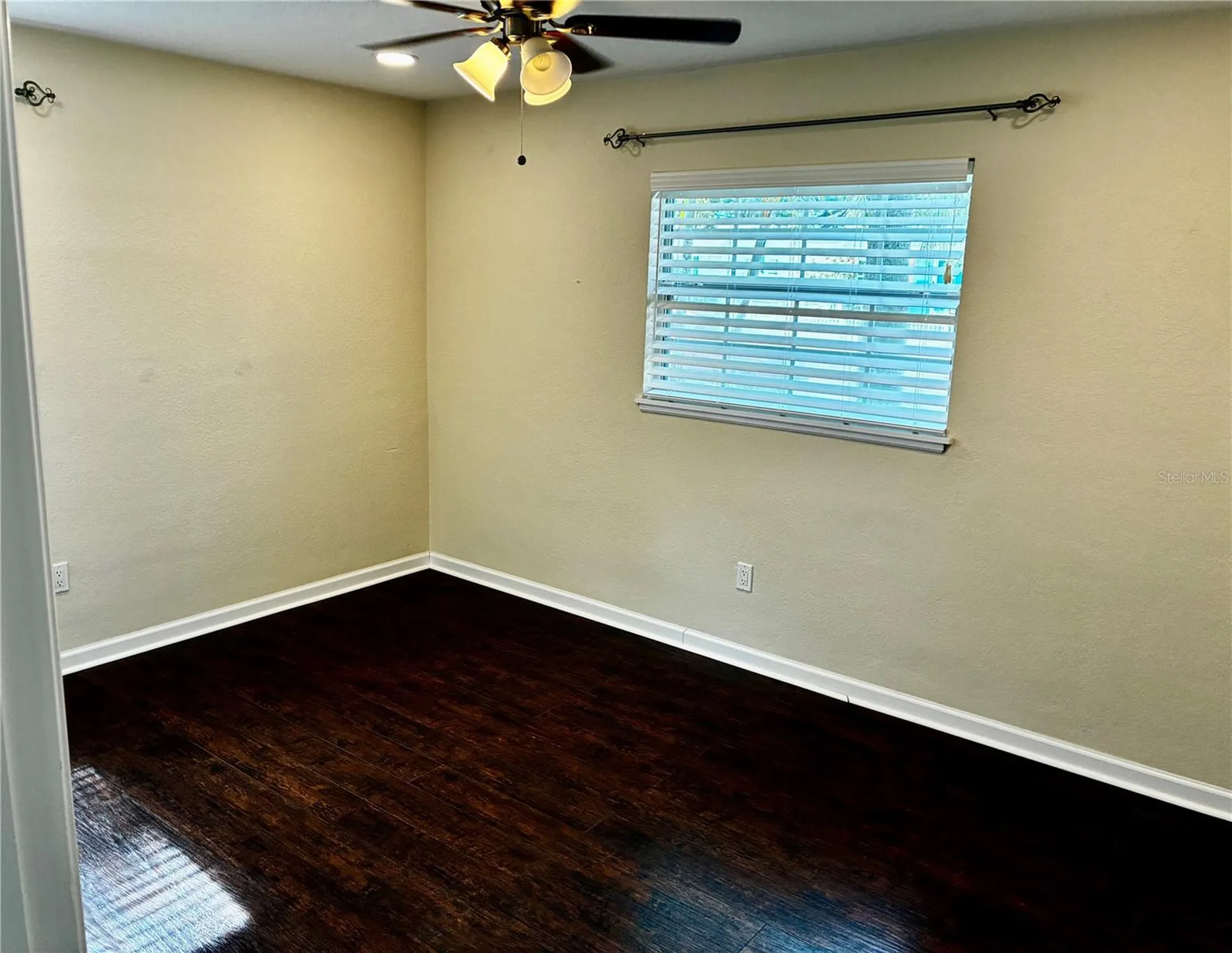 810 52nd Avenue N St Petersburg FL 33703