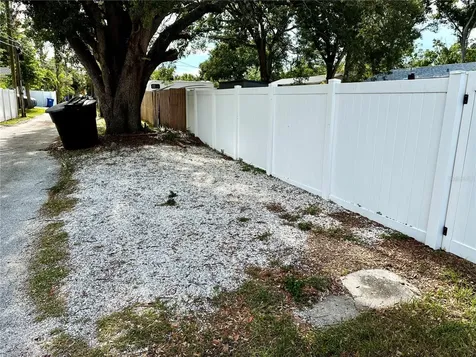 810 52nd Avenue N St Petersburg FL 33703