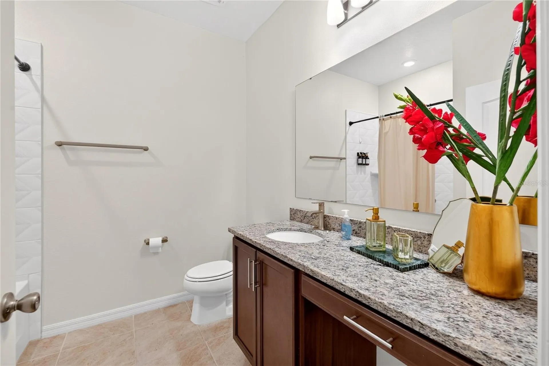 415 Overpool Avenue Davenport FL 33896