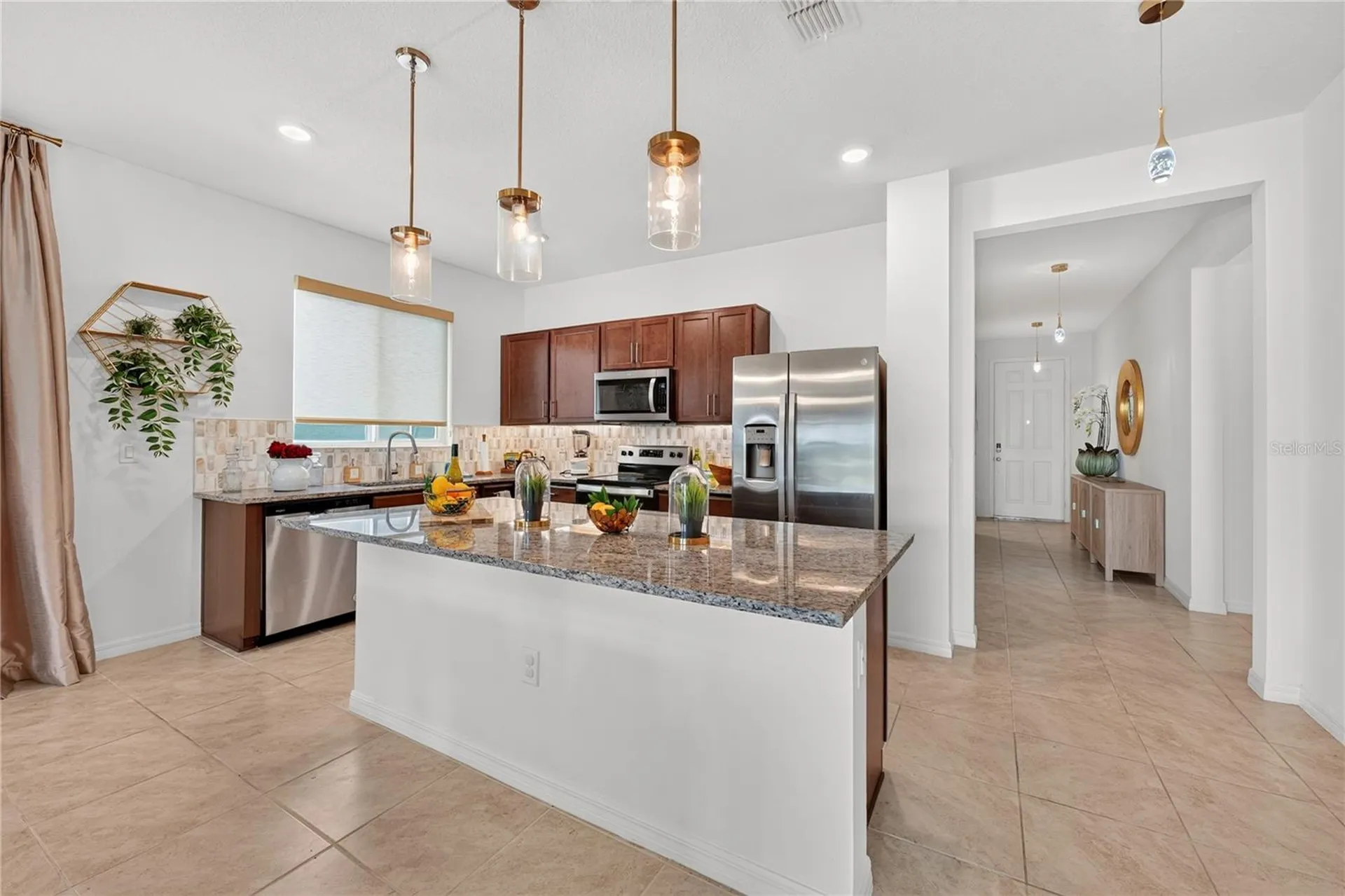 415 Overpool Avenue Davenport FL 33896
