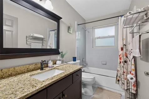 2840 NW 27th Terrace Gainesville FL 32605