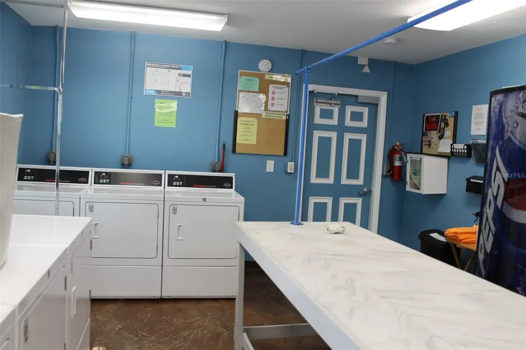 10800 Us Highway 19 N Pinellas Park FL 33782