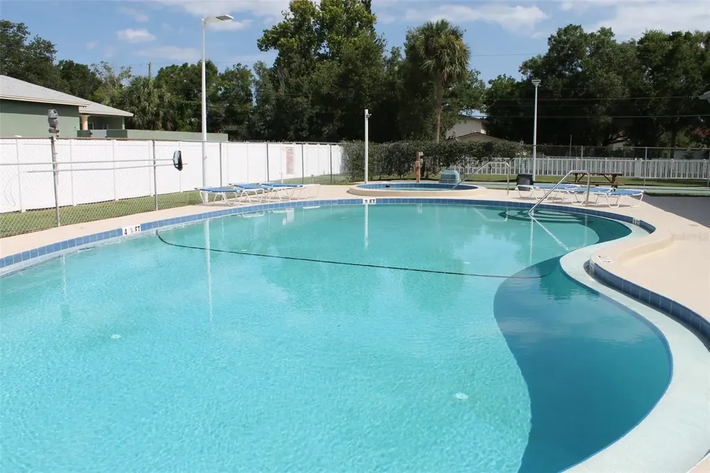 10800 Us Highway 19 N Pinellas Park FL 33782