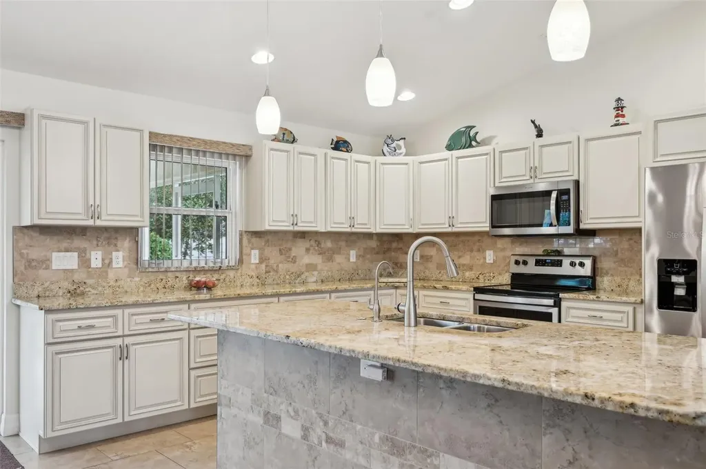 2236 Gascom Street North Port FL 34288