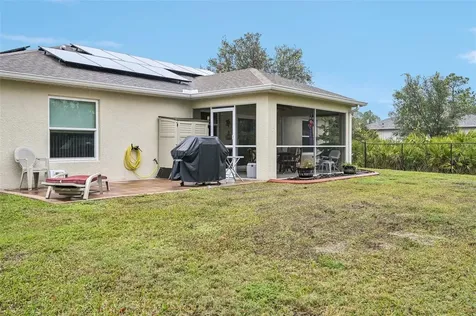 2236 Gascom Street North Port FL 34288