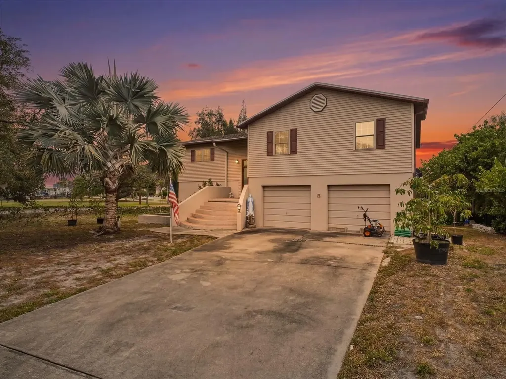 5 Venetian Court Tarpon Springs FL 34689
