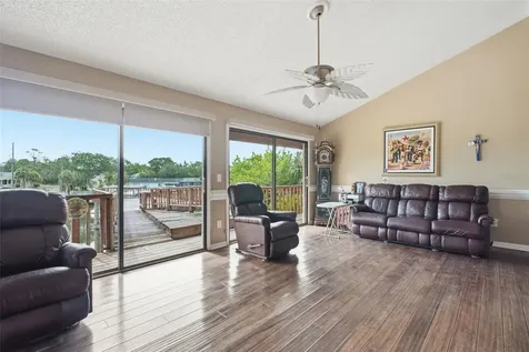 5 Venetian Court Tarpon Springs FL 34689