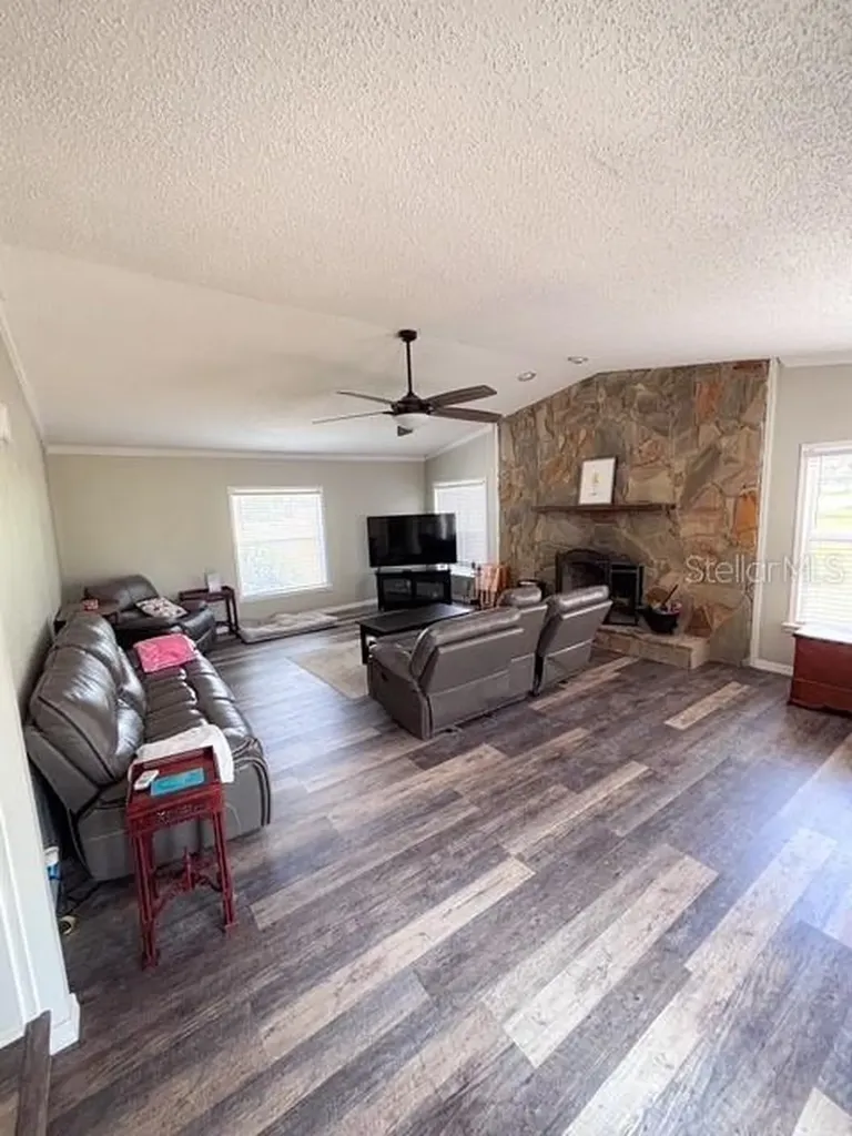 12601 Double Run Road Astatula FL 34705