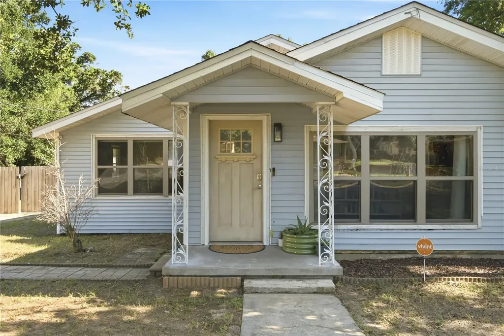 2017 W Belmont Street Pensacola FL 32501