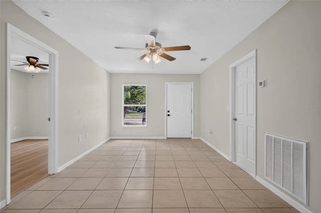 1004 17th Avenue W Bradenton FL 34205