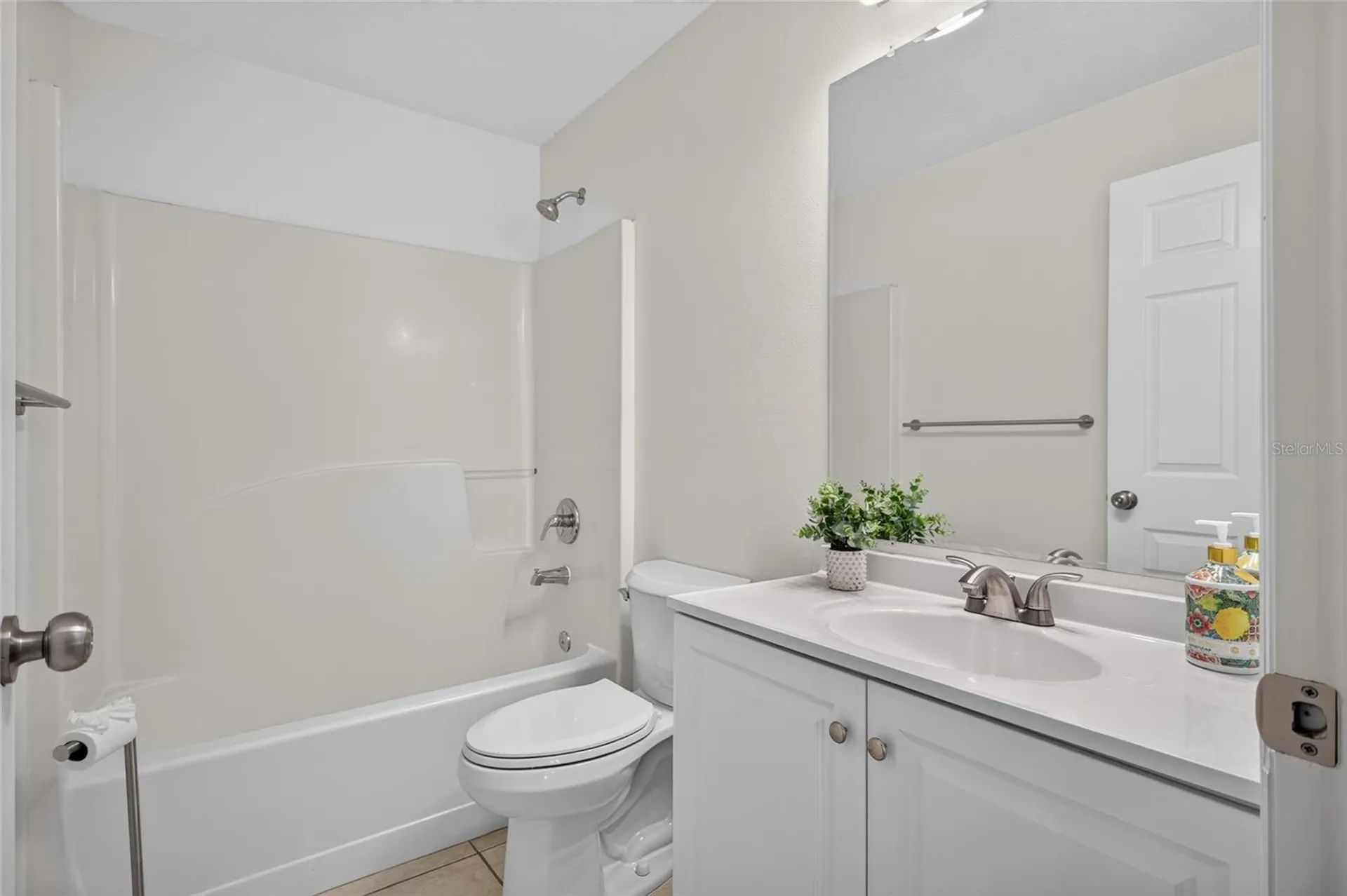 1004 17th Avenue W Bradenton FL 34205