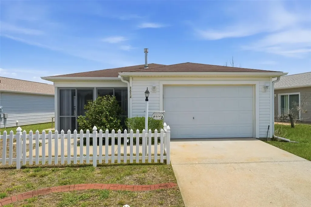 1614 Gibbes Way The Villages FL 32162