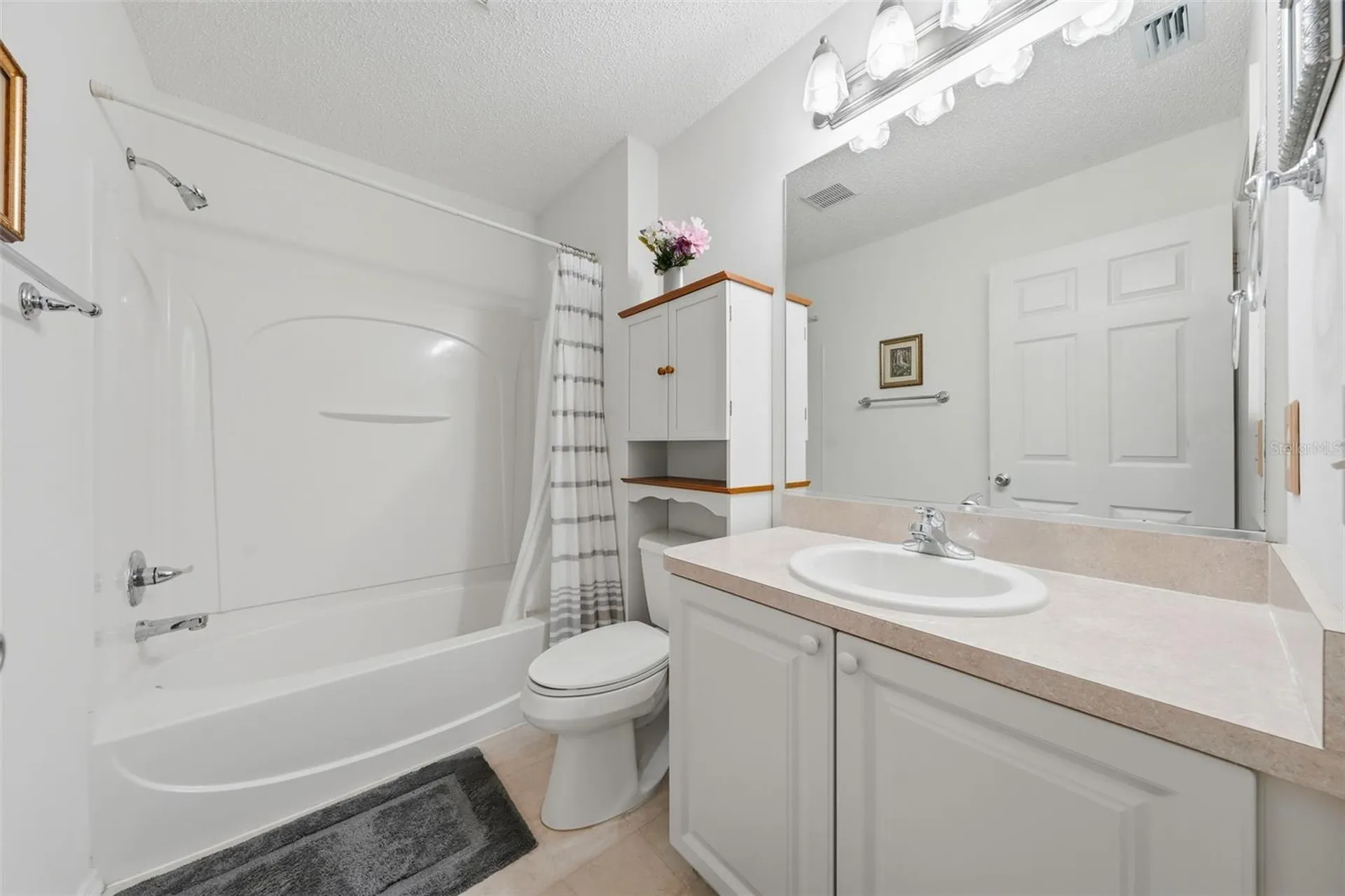 1614 Gibbes Way The Villages FL 32162