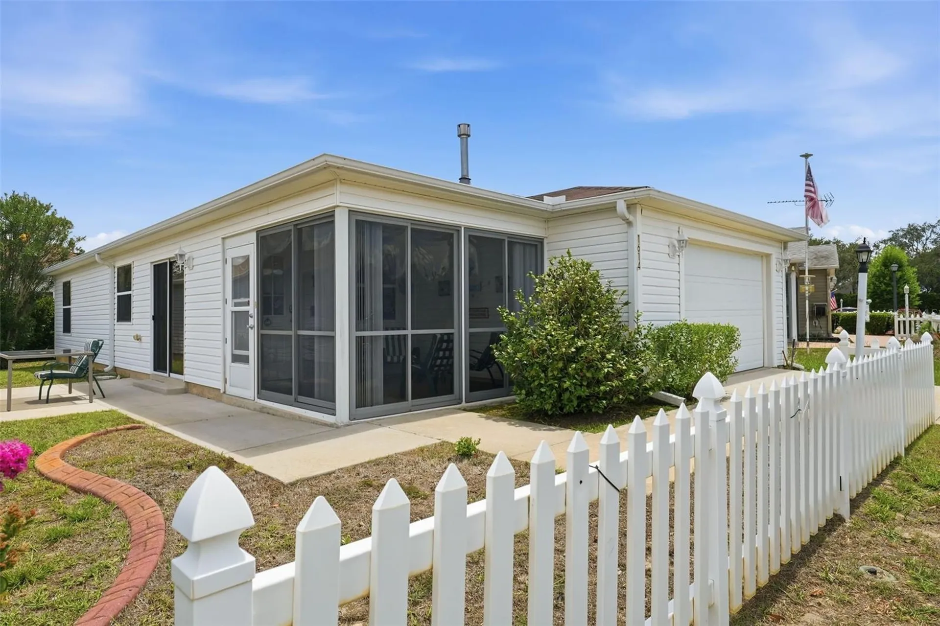 1614 Gibbes Way The Villages FL 32162