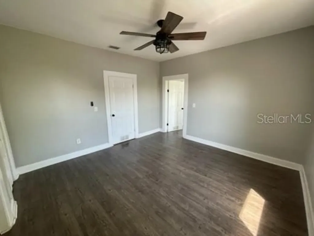 1211 E 17th Avenue Tampa FL 33605