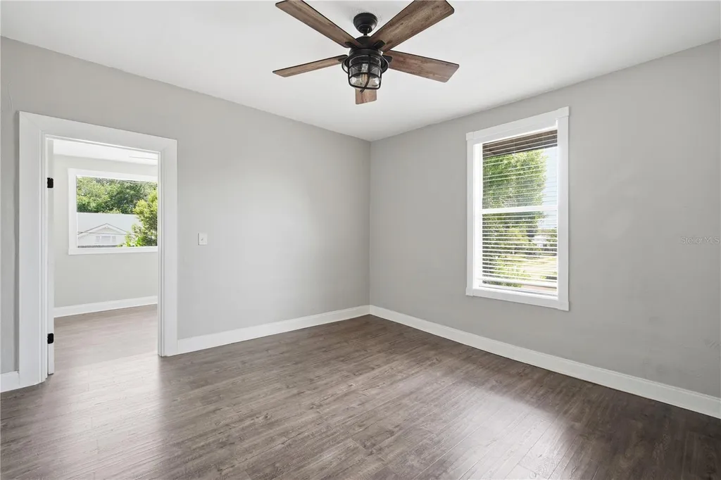 1211 E 17th Avenue Tampa FL 33605