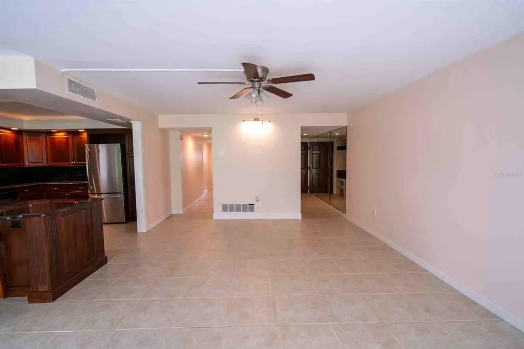225 Country Club Drive Largo FL 33771