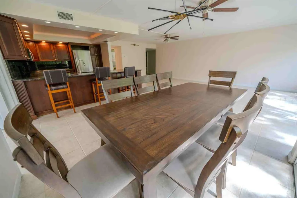 225 Country Club Drive Largo FL 33771