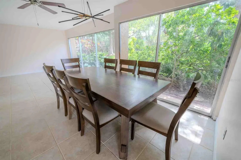 225 Country Club Drive Largo FL 33771
