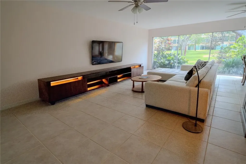 225 Country Club Drive Largo FL 33771
