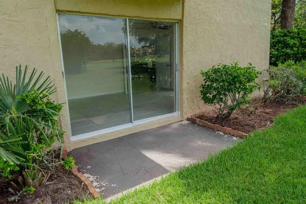 225 Country Club Drive Largo FL 33771