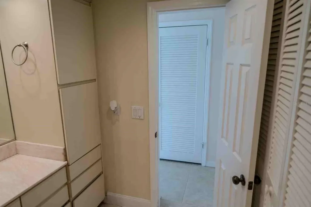 225 Country Club Drive Largo FL 33771