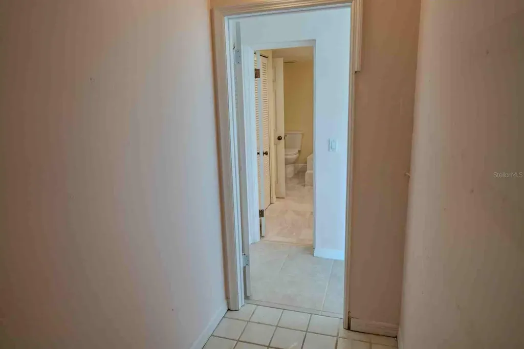 225 Country Club Drive Largo FL 33771