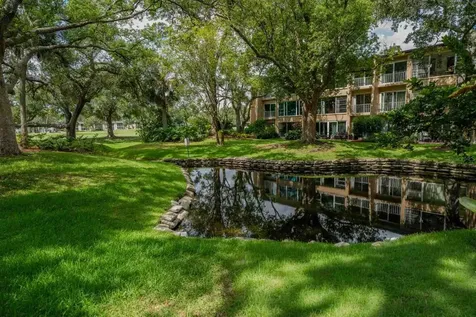 225 Country Club Drive Largo FL 33771