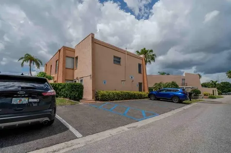 225 Country Club Drive Largo FL 33771