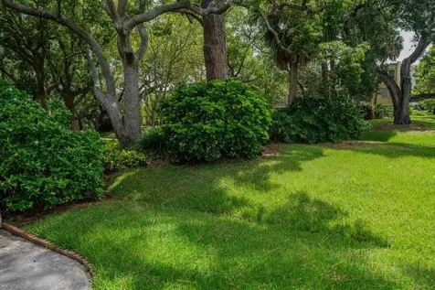 225 Country Club Drive Largo FL 33771