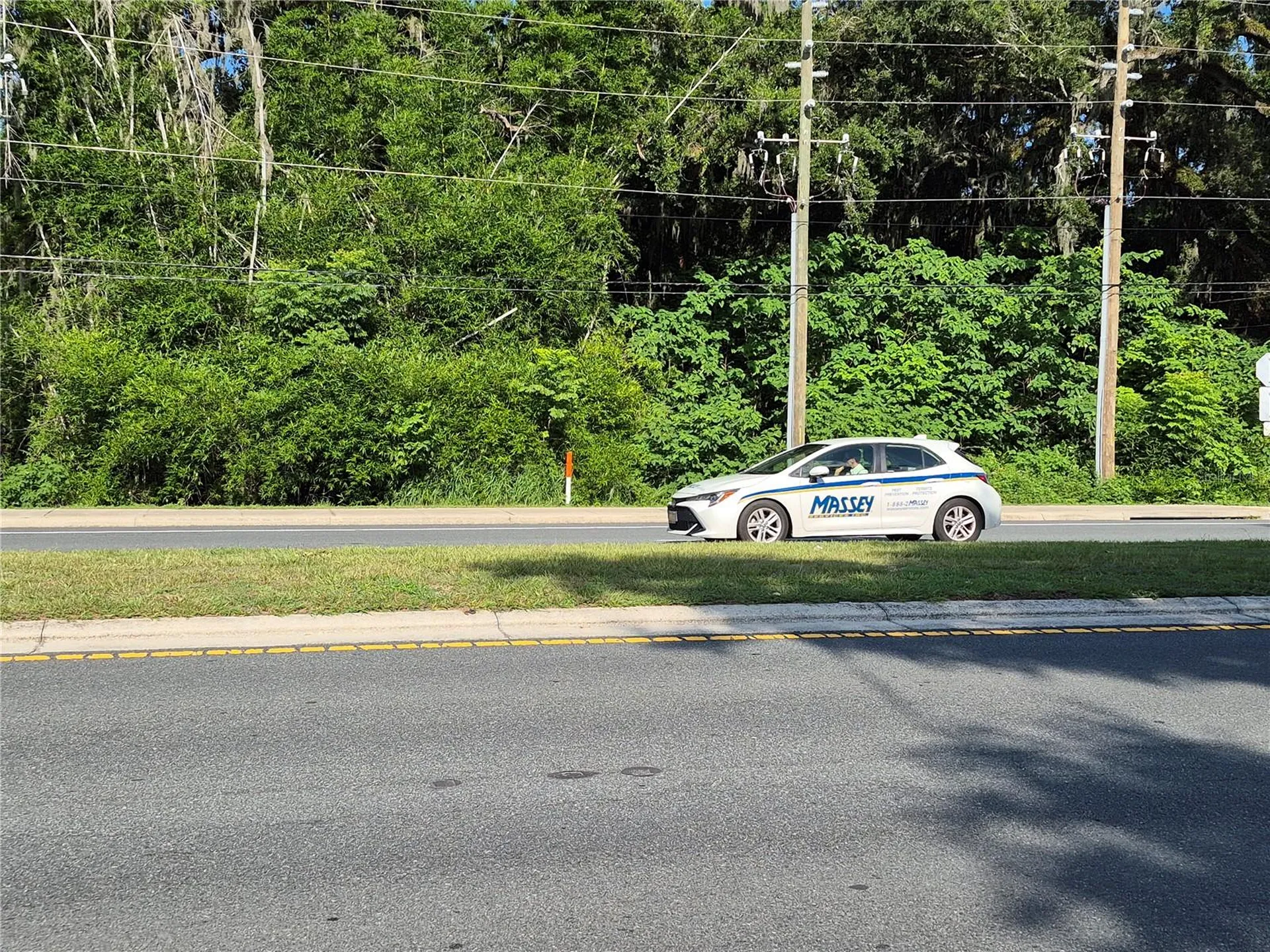 12267 N Us Highway 301 Oxford FL 34484