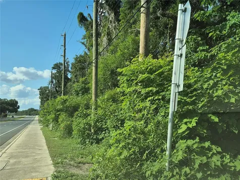 12267 N Us Highway 301 Oxford FL 34484