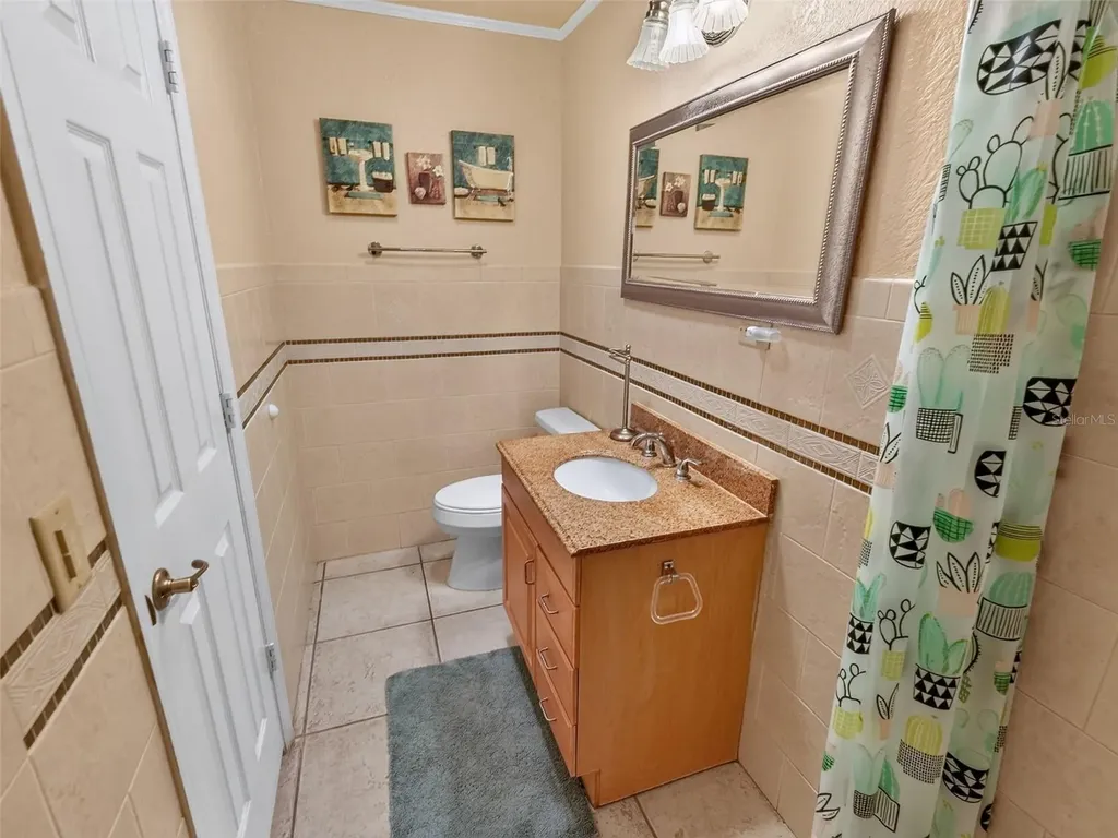8516 Twin Lake Boulevard Tampa FL 33614