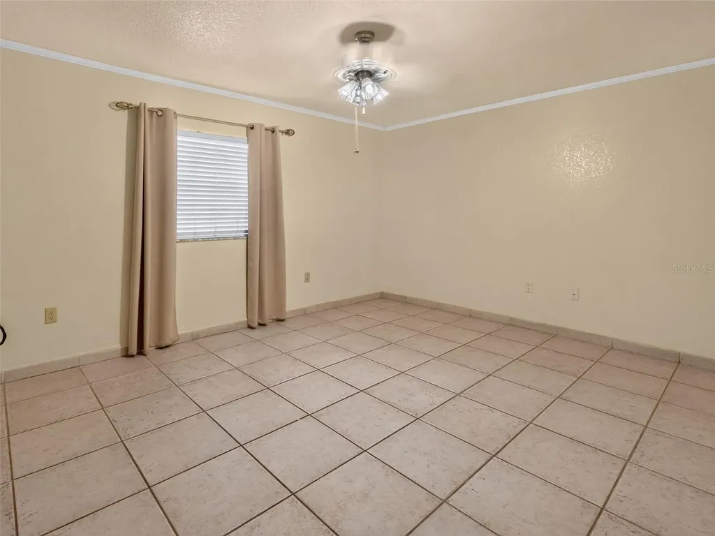 8516 Twin Lake Boulevard Tampa FL 33614