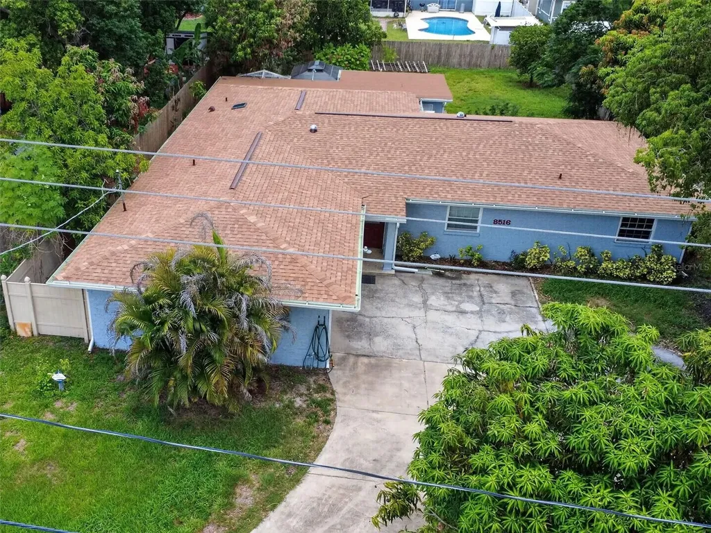 8516 Twin Lake Boulevard Tampa FL 33614