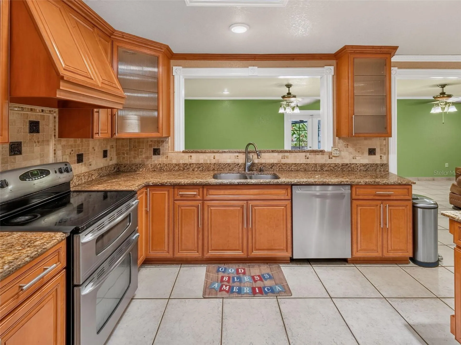 8516 Twin Lake Boulevard Tampa FL 33614
