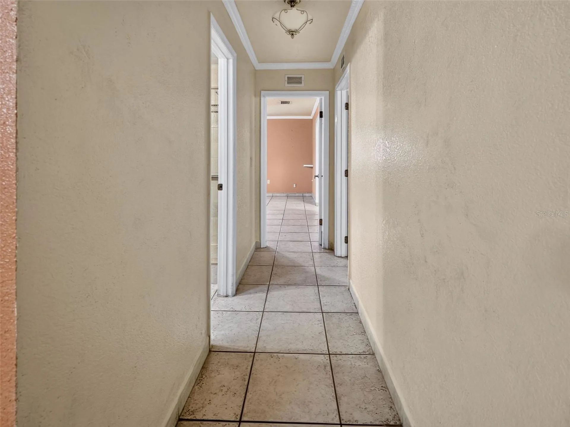 8516 Twin Lake Boulevard Tampa FL 33614