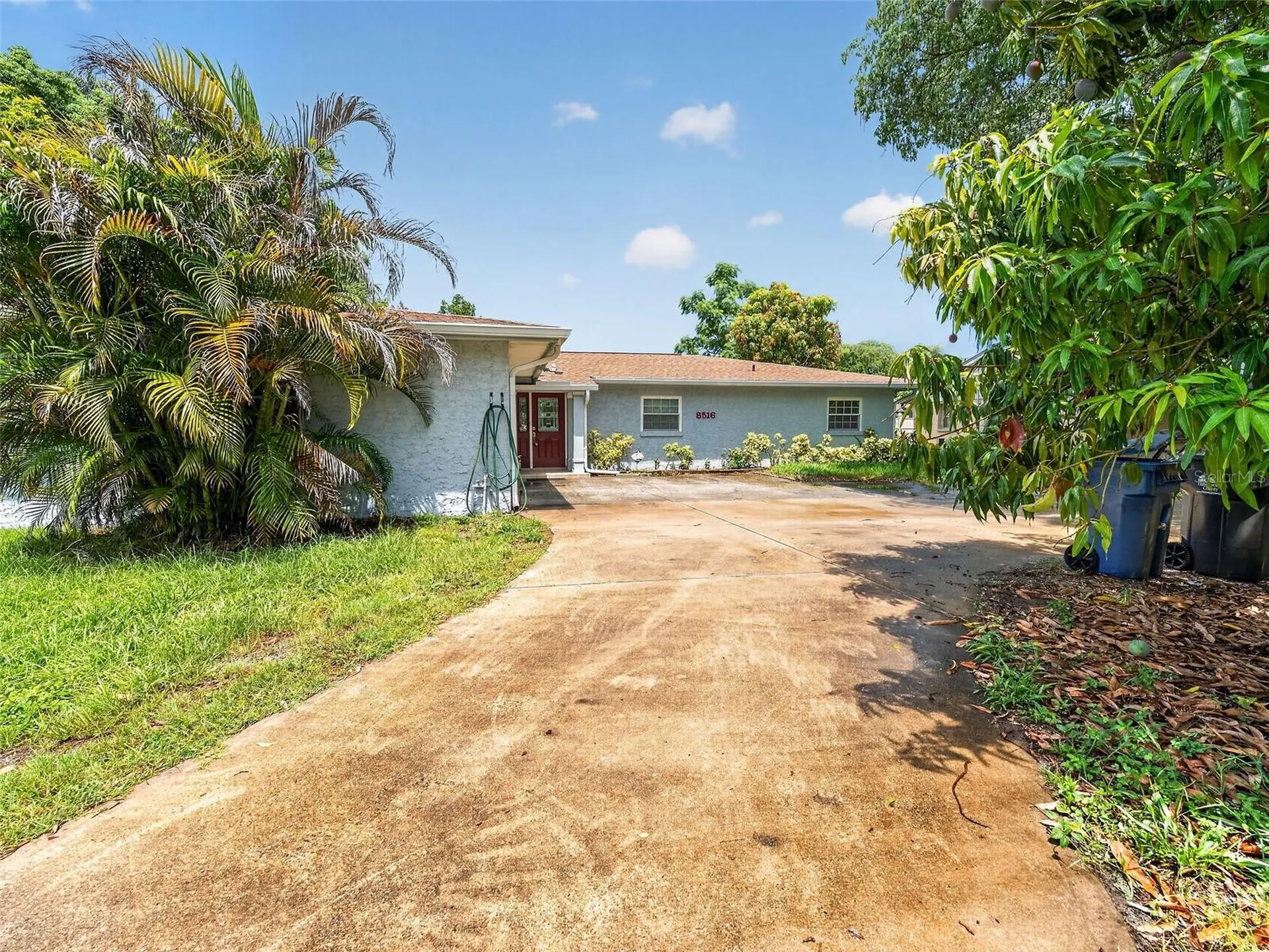 8516 Twin Lake Boulevard Tampa FL 33614