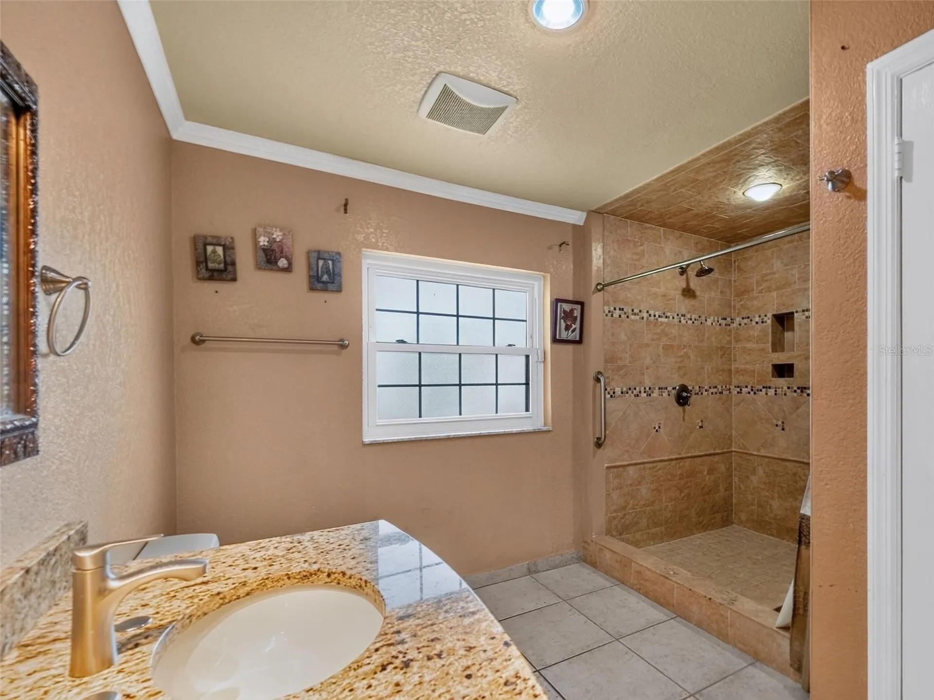 8516 Twin Lake Boulevard Tampa FL 33614