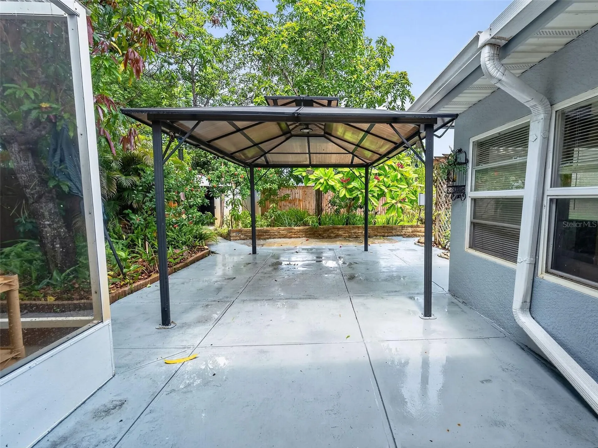 8516 Twin Lake Boulevard Tampa FL 33614