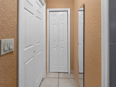 8516 Twin Lake Boulevard Tampa FL 33614