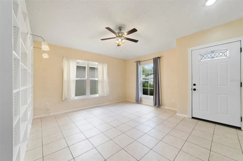 7692 Pine Fork Drive Orlando FL 32822