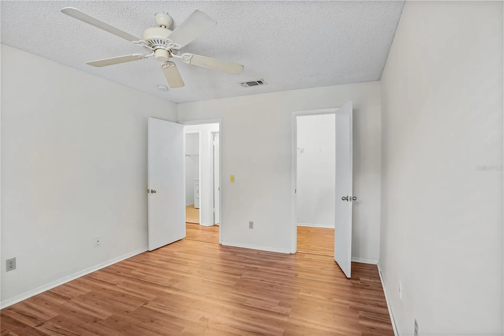 5468 E Michigan Street Orlando FL 32812